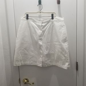 AW Golf By Allyson Whitmore skort Button 12